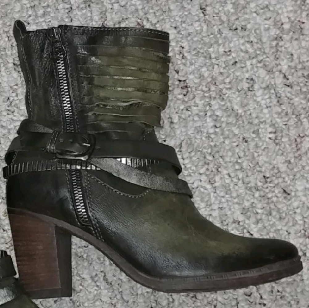 MJUS distressed leather booties